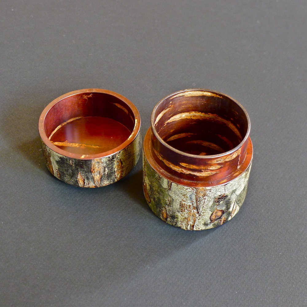 孤高の樺（山桜樹皮）細工制作家菅原政光 】菅原工房煙草入れ